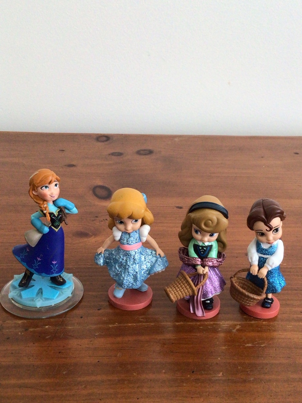 Disney Frozen & Princess Mini Figure Set - Blue, Purple, Pink